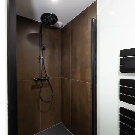 Le Ruthenois T2 Avec Terrasse, Classe Meuble De Tourisme Apartamento Rodez